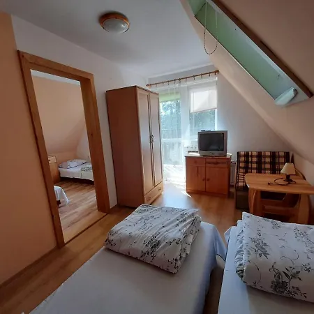 Nad Potokiem 住宿加早餐酒店 波罗宁