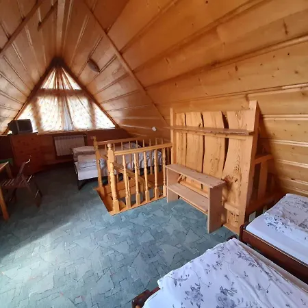 Nad Potokiem 3*