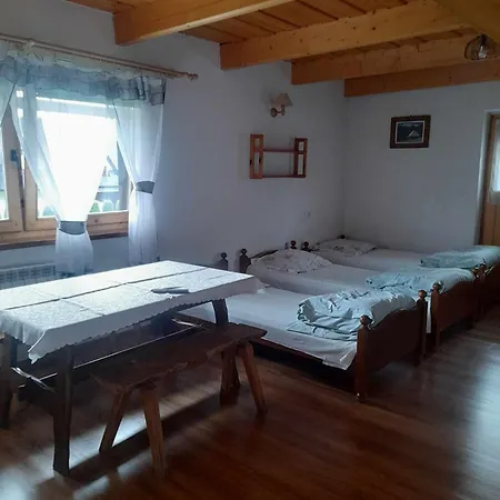 Nad Potokiem Bed and breakfast