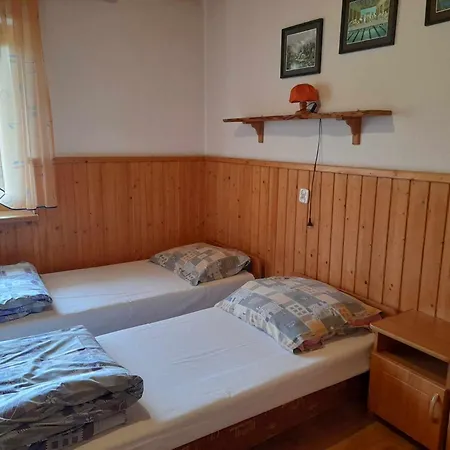 Nad Potokiem Oda ve Kahvaltı