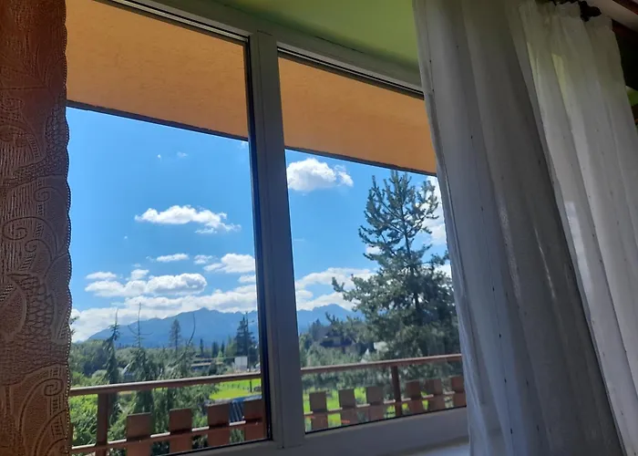 Nad Potokiem 3* פורונין