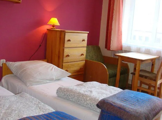 לינה וארוחת בוקר Nad Potokiem 3*